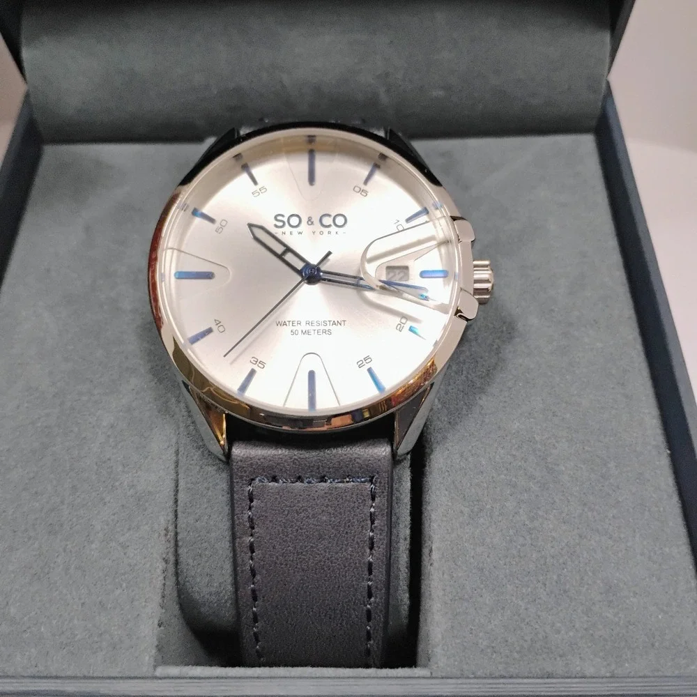 So & Co New York Madison Men's Watch 5594 Silver Tone Case  Blue Leather 44mm